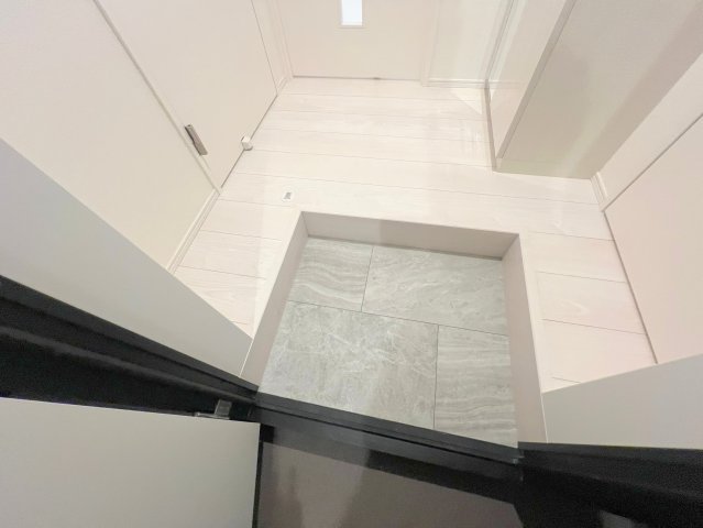 玄関　素敵な玄関は毎朝あなたを元気に送りだしてくれますよ。