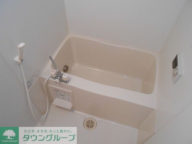 バス・シャワールーム　追い焚き機能付きバス