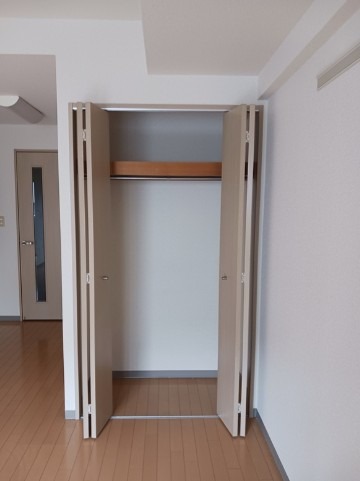 収納　写真は別号室のものです