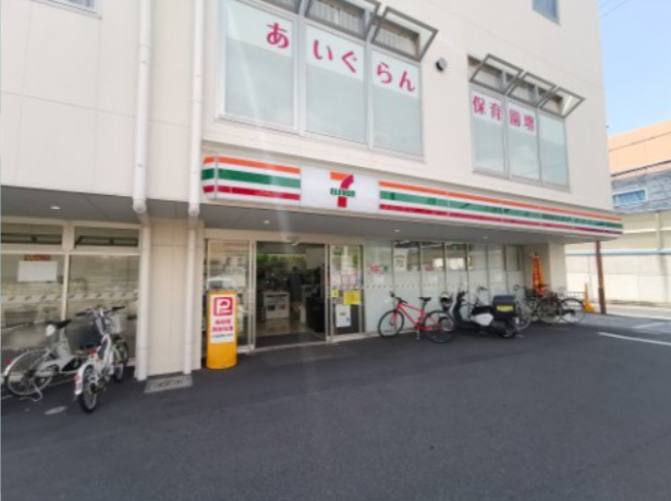 コンビニ　セブンイレブン 堺北花田3丁店（コンビニ）まで425m