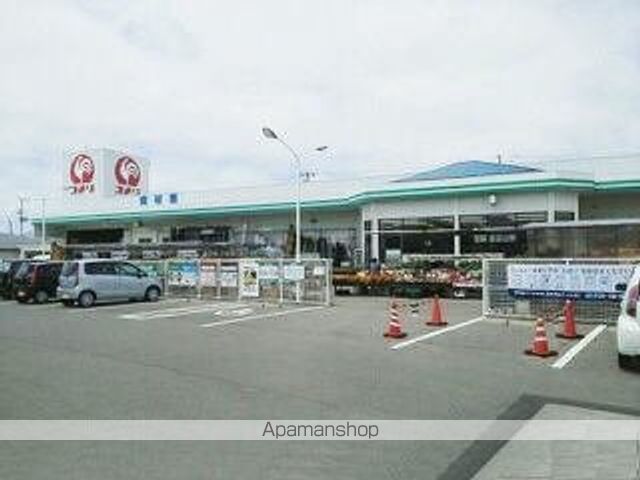 ホームセンター　コメリ象潟店（ホームセンター）まで700m