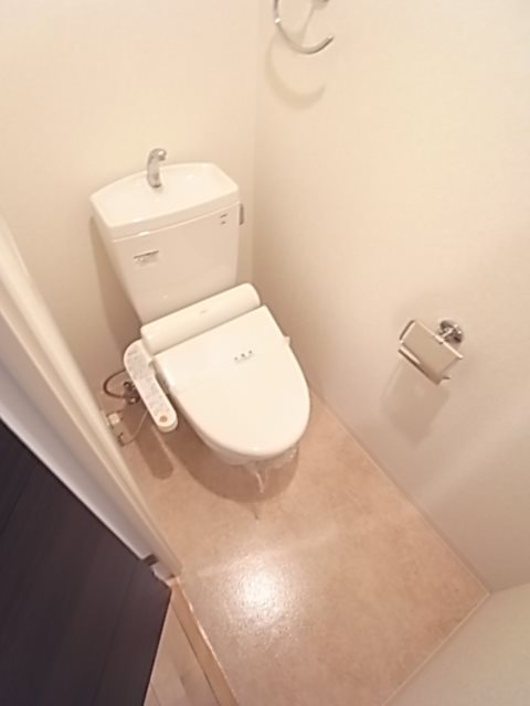 トイレ　ゆったりとした空間のトイレです
