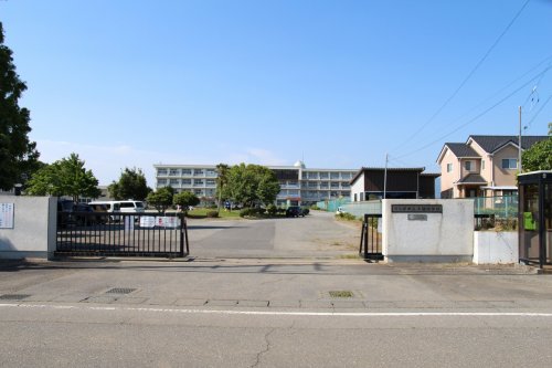 中学校　つくば市立大穂中学校（中学校）まで1299m