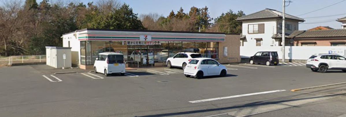 コンビニ　セブンイレブン つくば篠崎店（コンビニ）まで223m