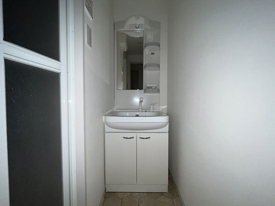 洗面設備　※別部屋の写真です