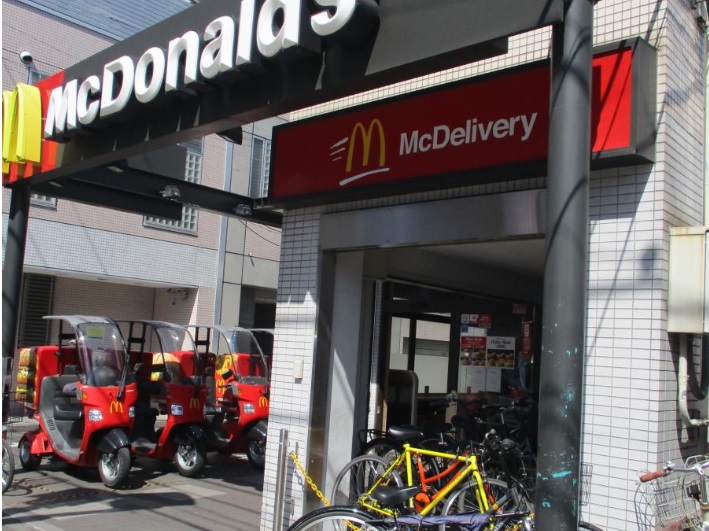 飲食店　マクドナルド（飲食店）まで90m