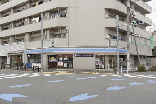 コンビニ　ローソン江戸川中央店（コンビニ）まで131m