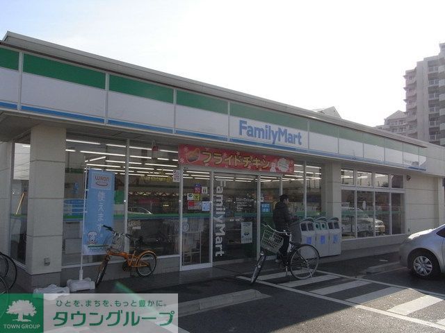 コンビニ　ファミリーマート千葉矢作町店（コンビニ）まで820m