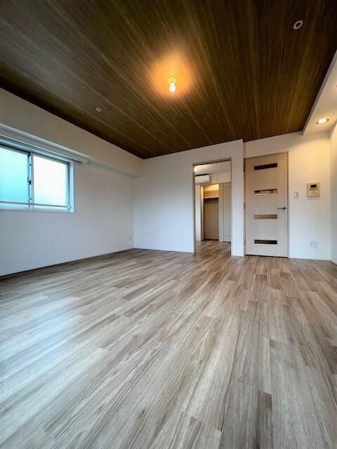 その他部屋・スペース　明るい色調の室内です
