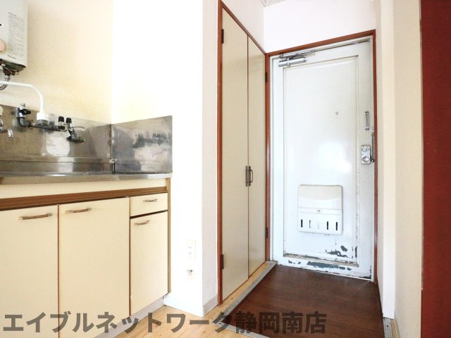玄関　きれいな玄関です