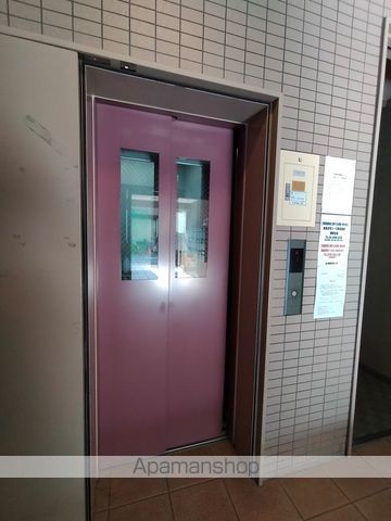 ロビー　ロビー