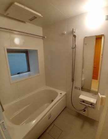 バス・シャワールーム　別部屋参考写真