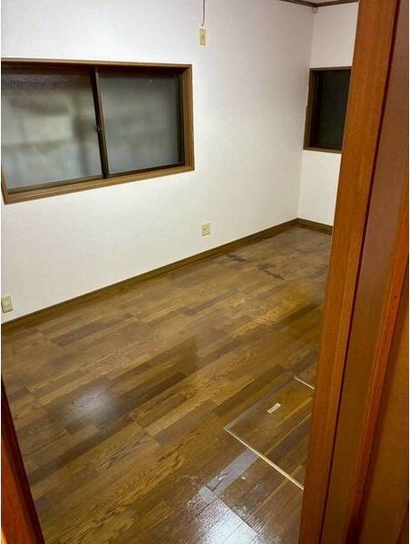神戸市垂水区舞子坂4丁目戸建ての居間写真