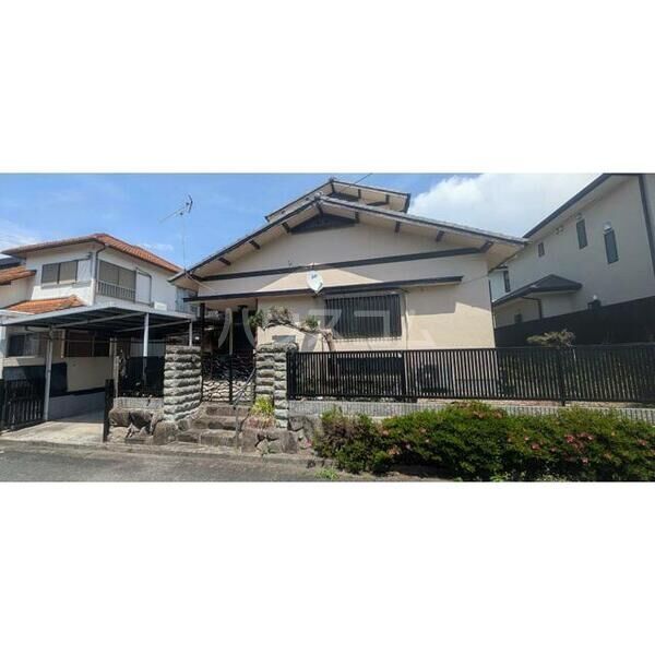 和泉市青葉台2丁目戸建て