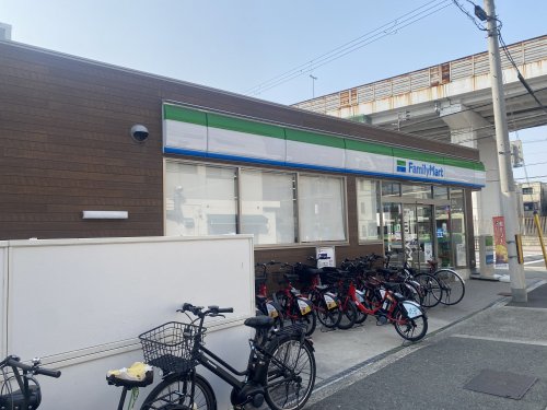 コンビニ　ファミリーマート 針中野二丁目店（コンビニ）まで127m