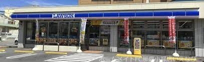 コンビニ　ローソン宜野湾二丁目店（コンビニ）まで405m