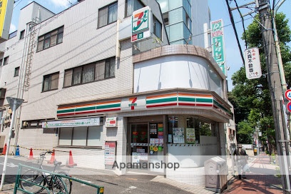 コンビニ　セブンイレブン（コンビニ）まで763m