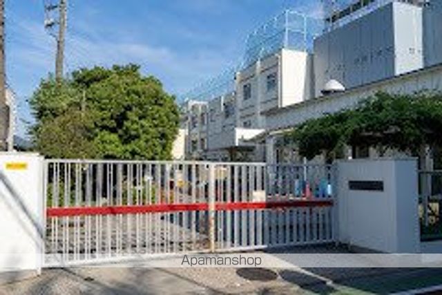 小学校　多摩川小学校（小学校）まで2562m