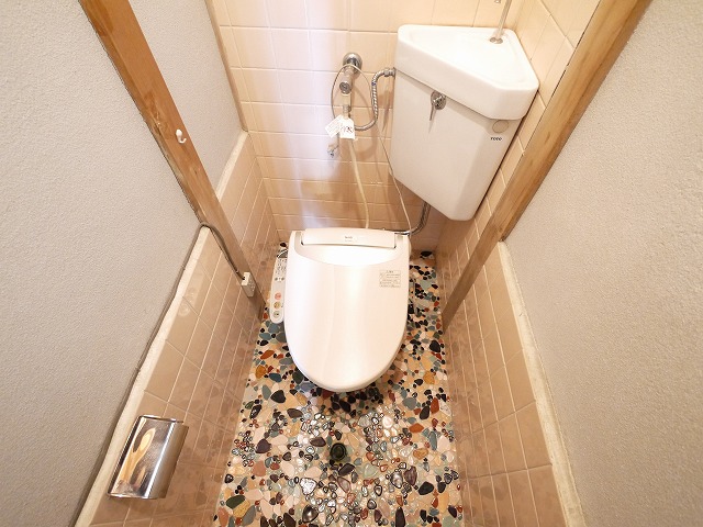 トイレ　落ち着いたトイレです