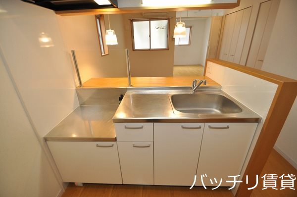 キッチン　画像は同シリーズ参考画像の為、現況を優先いたします。