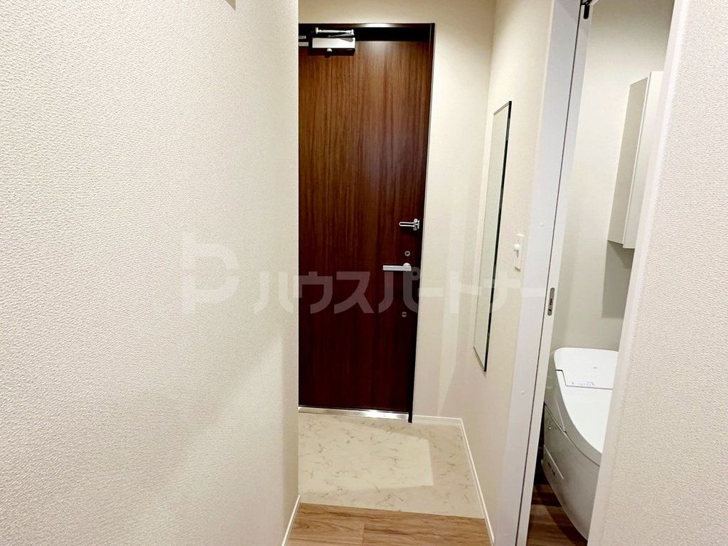 へーベルメゾン西葛西 Wの玄関写真