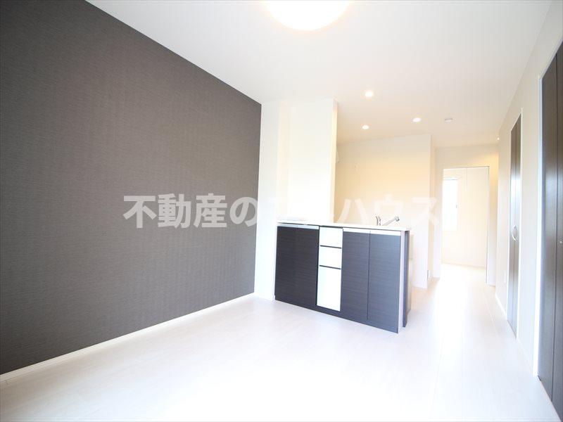 名鉄名古屋本線 小田渕駅 徒歩16分 2階建 築3年の居間写真