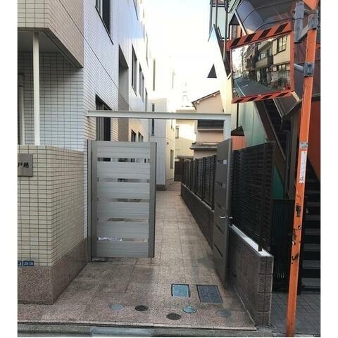 都営浅草線 戸越駅 徒歩7分 3階建 築21年の外観写真