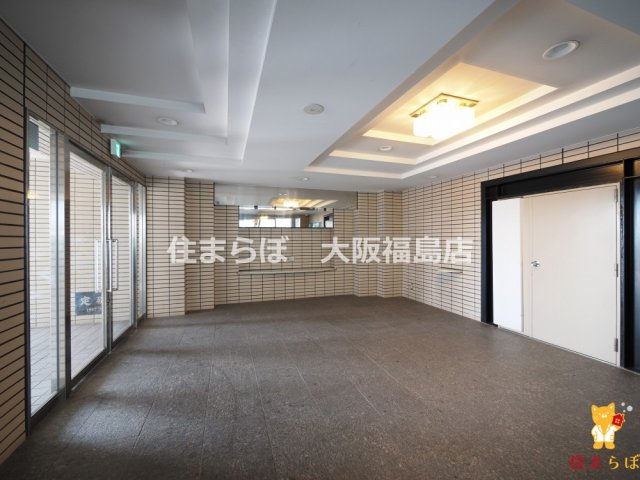 エントランス　共用部の印象も大切に