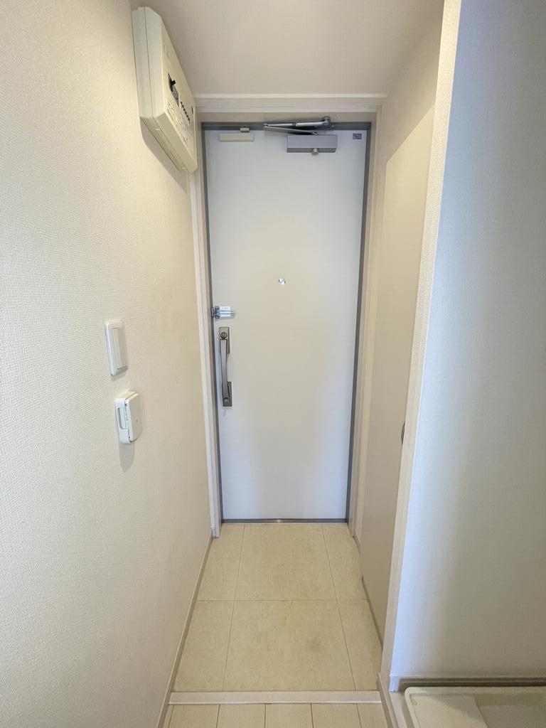 玄関　※別部屋写真です