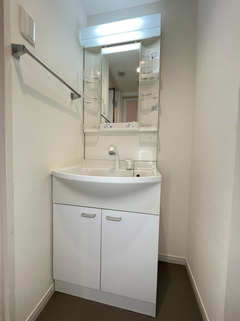 洗面設備　※別部屋写真です