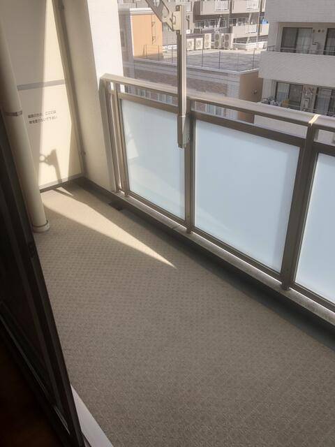 バルコニー　バルコニー有り