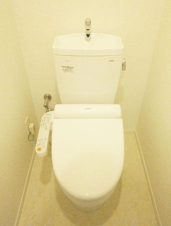東京メトロ銀座線 田原町駅 徒歩2分 14階建 築13年のトイレ写真