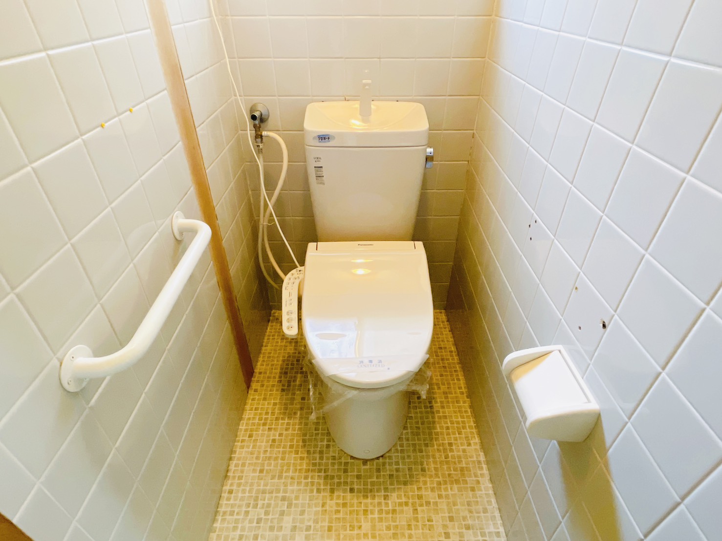南海高師浜線 伽羅橋駅 徒歩7分 2階建 築52年のトイレ写真