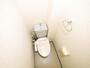 トイレ　トイレもきれいです