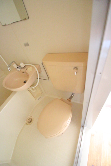 コーポラスムツミのトイレ写真