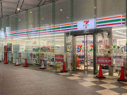コンビニ　セブンイレブン 杉並荻窪藤澤ビルディング店（コンビニ）まで108m