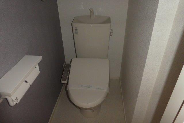 トイレ　ウォシュレット