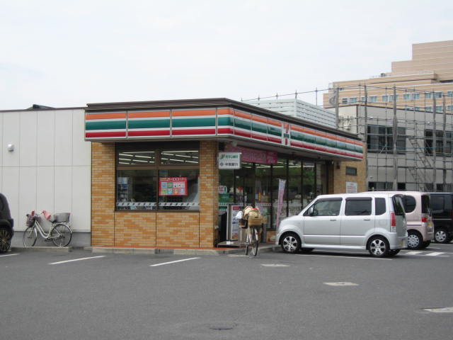 コンビニ　セブンイレブン倉敷商業高校西店（コンビニ）まで326m