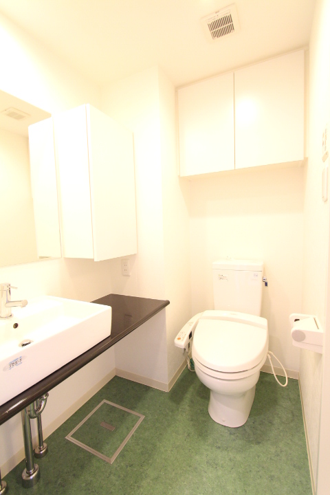 プラウドフラット三軒茶屋のトイレ写真