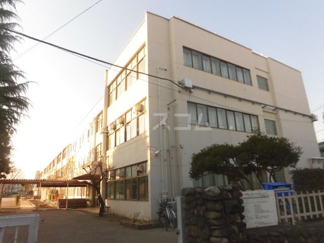 小学校　国立市立第六小学校（小学校）まで408m