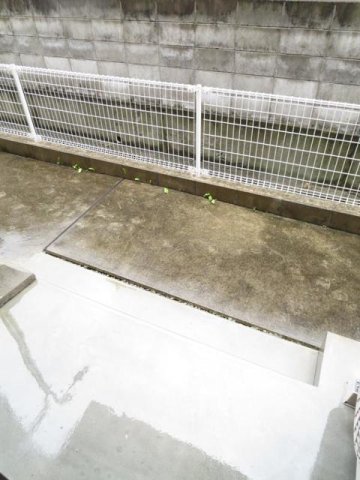 庭　簡単な家庭菜園も楽しめるお庭です