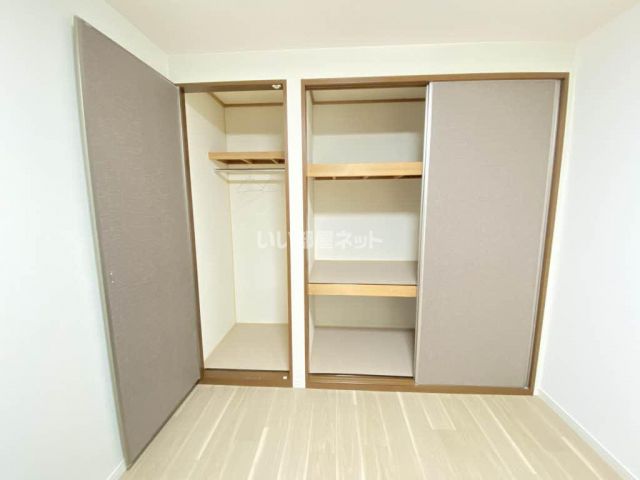 レシェンテ D棟の内装写真