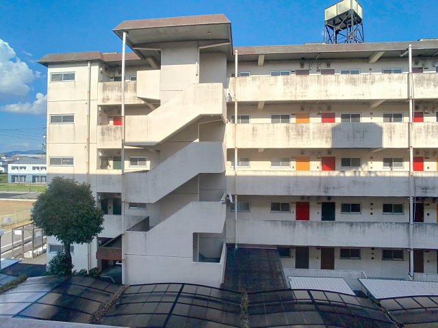 眺望　掲載写真は同型モデルを掲載しており実際のお部屋と仕様等が異な