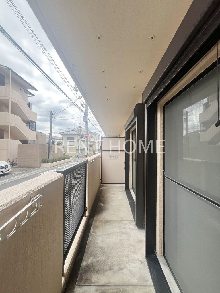 近鉄奈良線 河内花園駅 徒歩9分 3階建 築31年の内装写真