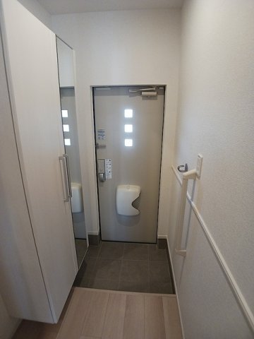 玄関　きれいな玄関です
