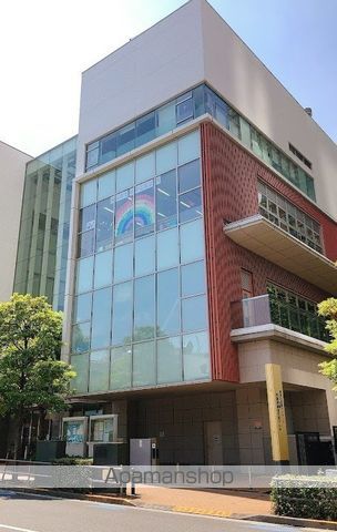 幼稚園・保育園　港区立芝浦アイランド子ども園（幼稚園・保育園）まで689m