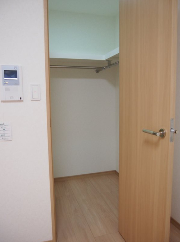 ルーブル板橋区役所前の内装写真