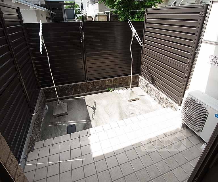 バルコニー　専用庭