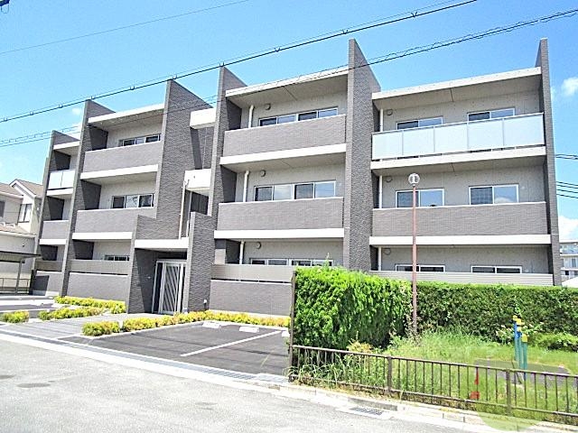 建物外観　吹田市江坂町「Ｓｔａｙ　ｅｓａｋａ」
