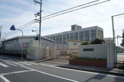 中学校　大的中学校（中学校）まで1853m